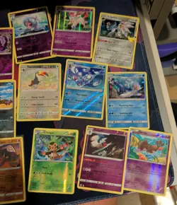 Pokemon TCG 14 Card Bundle - Image 1