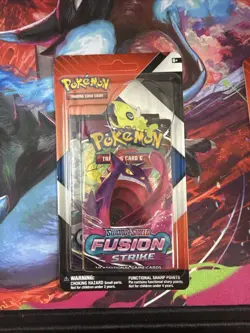 Pokemon Fusion strike & Chilling Reign 2 pack Blister with Pin - NEW & SEALED - Image 2