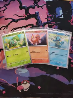 Pokemon 151 Cosmo Holo Promo Bulbasaur Charmander Squirtle SVP 046 047 048 - Image 1