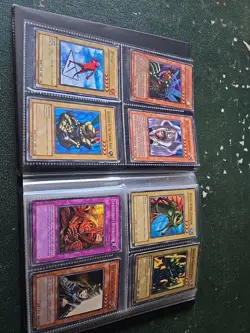 Yu-Gi-Oh Vintage Collection Card Sleeves Book 1996 One Page Is Ripped With Cards - Image 3