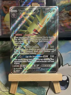 Tyranitar GX 203/214 Ultra Rare Lost Thunder Pokemon NM - Image 1