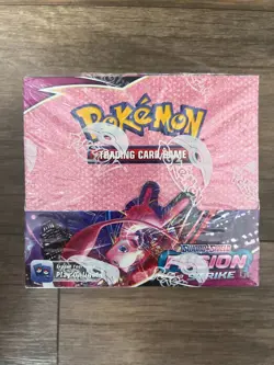 Pokemon SWSH Fusion Strike Factory Sealed Booster Box HOLE - Image 2