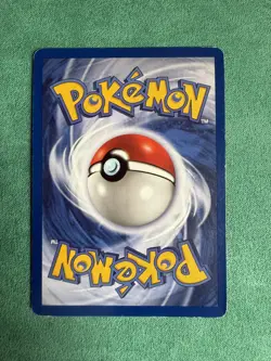 Rainbow Energy 17/82 Unlimited Holo Rare Team Rocket Pokemon LP - Image 2