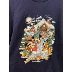 Walt Disney World Vintage 2001 Christmas Graphic Tee - Image 3