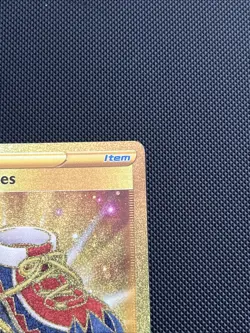 Trekking Shoes 215/189 Swsh10: Astral Radiance Trainer Card Gold Secret Rare - Image 3