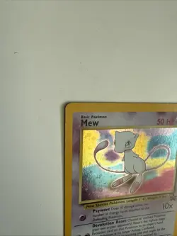 Pokemon Card Mew Holographic Black Star Promo #9 Card WOTC 1999-2000 #3 - Image 5