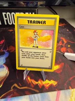 LASS 75/102 BASE SET SHADOWLESS Unlimited Rare Pokemon - Image 1