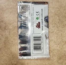 Konami Yu-Gi-Oh! TCG Duelist Saga 1st Edition English Pack 5 Foil Cards 2014 - Image 2