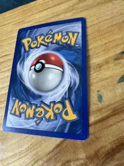 Holofoil Pidgeot 10/112 FireRed & LeafGreen LP Swirl - Image 4