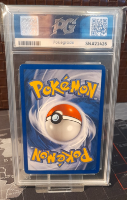 Pokemon Dark Gyarados Holo Rare Card 1st Edition WOTC Team Rocket 8/82 PG 7 NM - Image 2