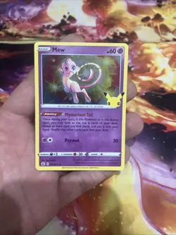 Mew 011/025 - Celebrations 25th - Pokemon TCG Card Holo Rare Pokemon LP (2) - Image 1