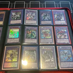 Yu-Gi-Oh! - Holo Lot - 12 Pocket Ultimate Guard Binder & Extra Sleeves Included - Image 4