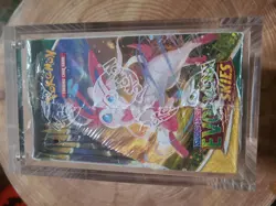 Pokemon TCG Sword & Shield EVOLVING SKIES Booster Box Sealed 36 Packs 820650818776 - Image 2