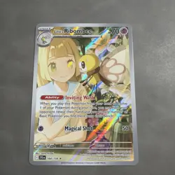 The Pokemon Company Pokemon TCG Lillie's Ribombee 164/159 SV09 IR Holo Eng 70 HP - Image 1