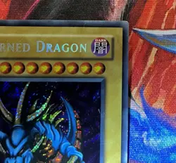 Yugioh! Tri-Horned Dragon LOB-000 Secret Rare 1st Edition Asian English - Image 4