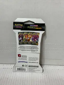 📀 Pokemon TCG Sword And Shield - Darkness Ablaze Booster Pack 820650807138 - Image 2