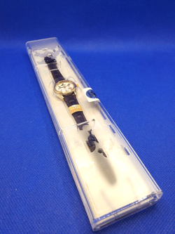 Disney Watch Mickey Donald Daisy Minnie Pluto Goofy Faces Leather Band NIB - Image 4
