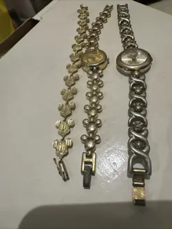 Vintage Disney Seiko Lorus Set of 3 Hers Mickey Mouse Watches Untested And brace - Image 2