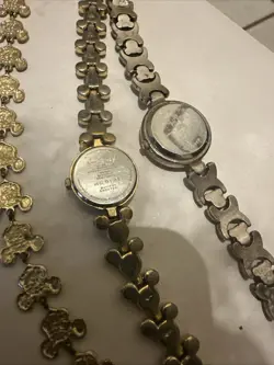 Vintage Disney Seiko Lorus Set of 3 Hers Mickey Mouse Watches Untested And brace - Image 4