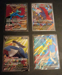 Pokemon TCG English Full Art/Holo 4 Card Lot Roaring Moon ex Honchkrow V - Image 1