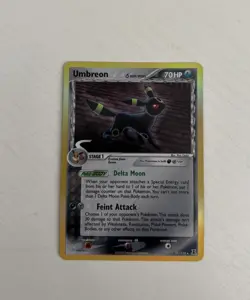 Pokemon TCG Umbreon Reverse Holo Rare Card 17/113 EX Delta Species 2005 NM - Image 1