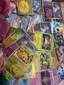 Pokemon TCG Card Bundle 10-15 Assorted common uncommon ;reverse holo ,masterball - Image 1