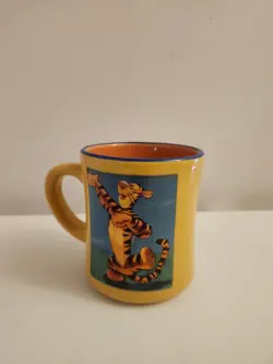The Disney Store Coffee Mug Winnie The Pooh Tigger Ceramic Tea Cup 10 oz Yellow - Image 2