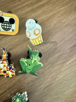 Lot of 8 Authentic Disney World Hidden Mickey Mystery Pack 2025 Wave A & B Pins - Image 3