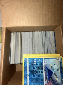 625 Pokemon Cards Bulk Lot Little No Energy Holos Commons Uncommons Trainers TCG - Image 1