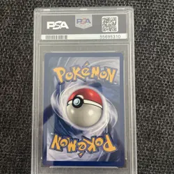 1999 POKEMON FOSSIL 1ST EDITION #7 HITMONLEE-HOLO PSA 8 - Image 2