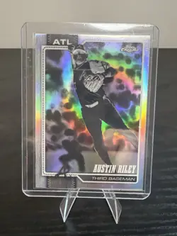 Austin Riley 2026 Topps Chrome Negative Refractor #171 Braves Short Print SP - Image 3