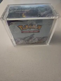 Pokemon TCG Chilling Reign Booster Box - Factory Sealed - Sword & Shield - Image 2