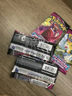 Pokemon TCG Fusion Strike Booster Pack New & Sealed Random Art - Image 2