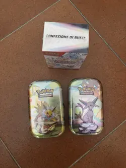 Bundle Pokemon Evoluzioni Prismatiche + 2 Mini Tin SEALED - Image 2