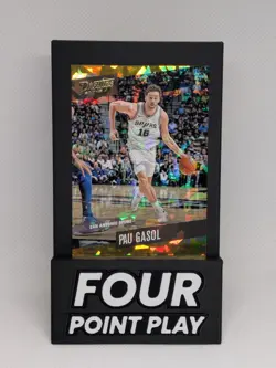 2017-18 Panini Prestige Pau Gasol Cracked Ice GOLD /10 - Image 1