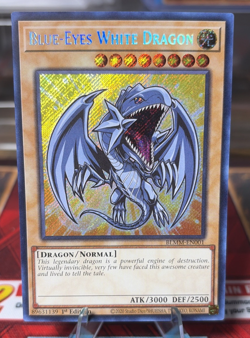 🔥 YUGIOH Blue-Eyes White Dragon BLMM-EN001 CHIBI ART SECRET RARE NM 1ST EDITION - Image 1