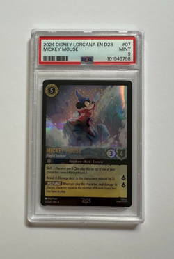 2024 DISNEY LORCANA EN D23 EXPO PROMO MICKEY MOUSE PLAYFUL SORCERER PSA 9 - Image 1