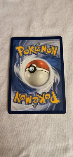 Latias Crown Zenith: Galarian Gallery #GG20/GG70 NM Condition - Image 2