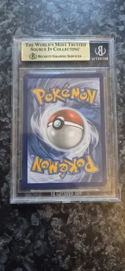 BGS 9.5 Umbreon Gold Star 17/17 Pokemon Celebrations Classic Collection Holo - Image 2