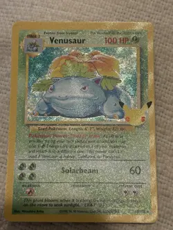 Venusaur 15/102 Celebrations: Classic Collection Pokemon Holo - Image 1