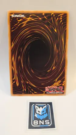 Arcanite Magician PGL3-EN060 - 1st Edition NM - Gold Rare Yugioh Card TCG - Image 2