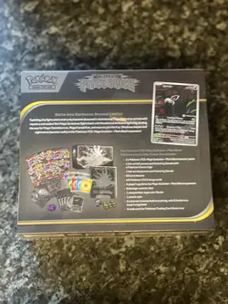 ✅Pokemon TCG: Pitch Black ETB (POKEMON CENTER) | Small rip | etb case ✅ - Image 4