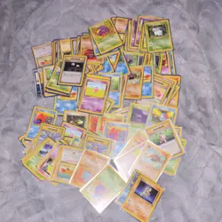 Pokemon TCG Base Set WOTC 100-Card Lot English 1999 - Image 1