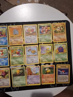 Pokemon TCG 97 Card Mixed Lot Team Rocket Base Set Jungle Fossil English - Image 3