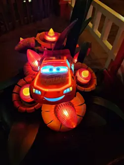 2026 Disney Parks Cars Lightning McQueen Light-Up Popcorn Bucket IN HAND - Image 1