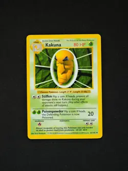 Pokemon TCG Kakuna Shadowless Base Set Uncommon 33 LP - Image 1