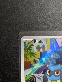 Riolu 215/198 Scarlet & Violet Illustration Full Art Holo Pokemon Card NM - Image 2