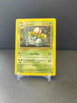 Ivysaur 30/102 Base Set Unlimited LP - Image 1