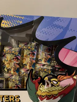 Pokemon TCG: Mega Evolution Ascended Heroes Focused Fighters Premium Collection - Image 2