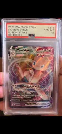 2021 POKEMON SWORD & SHIELD FUSION STRIKE #114 FA/MEW VMAX FUSION STRIKE PSA 10 - Image 1